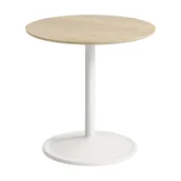table d'appoint en aluminium et plateau en chêne 48x48cm soft - muuto