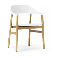 chaise avec accoudoirs en chêne et polypropylene blanc herit blanc - normann copenhag